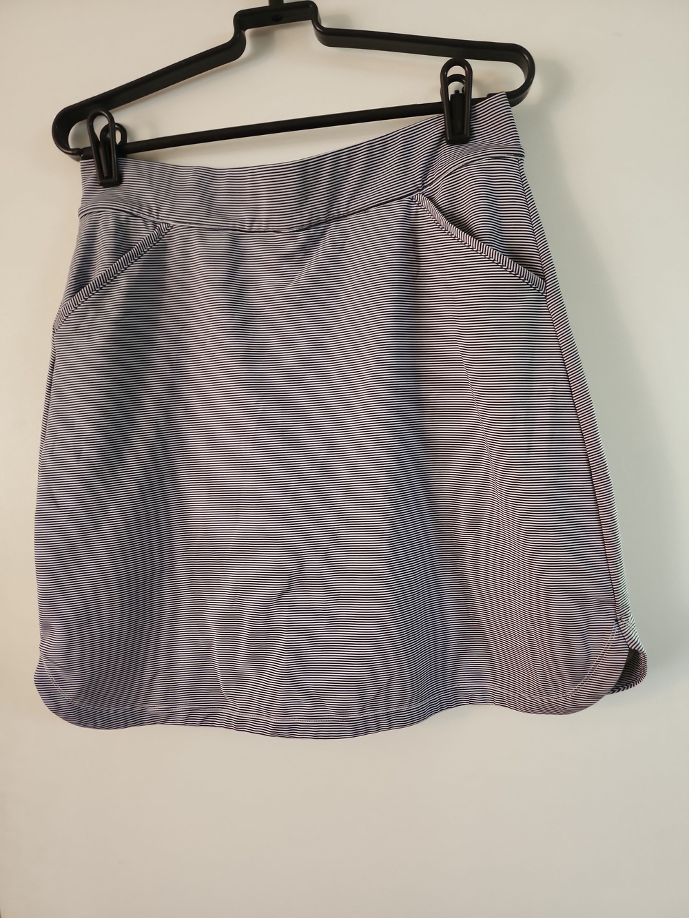 Peter Millar Striped Women's A-Line Golf Skort - Gray/Blue